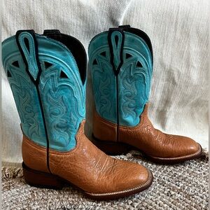 Woman’s John B. Stetson boots